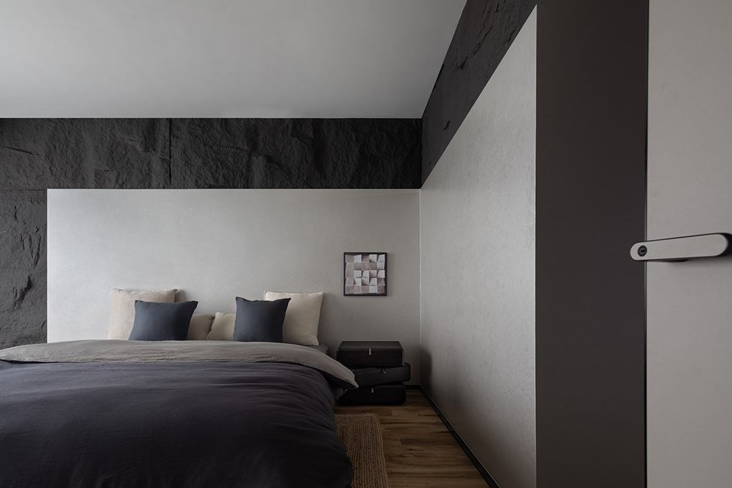 行走的墨线 · 极简黑白的至简之家丨中国重庆丨SIM 简线建筑,森也空间设计-56