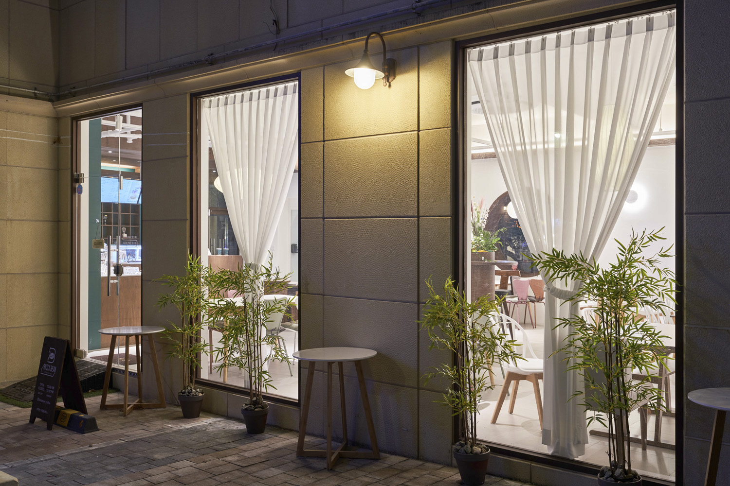 现代简约 40 平咖啡厅设计 打造温馨舒适空间-23