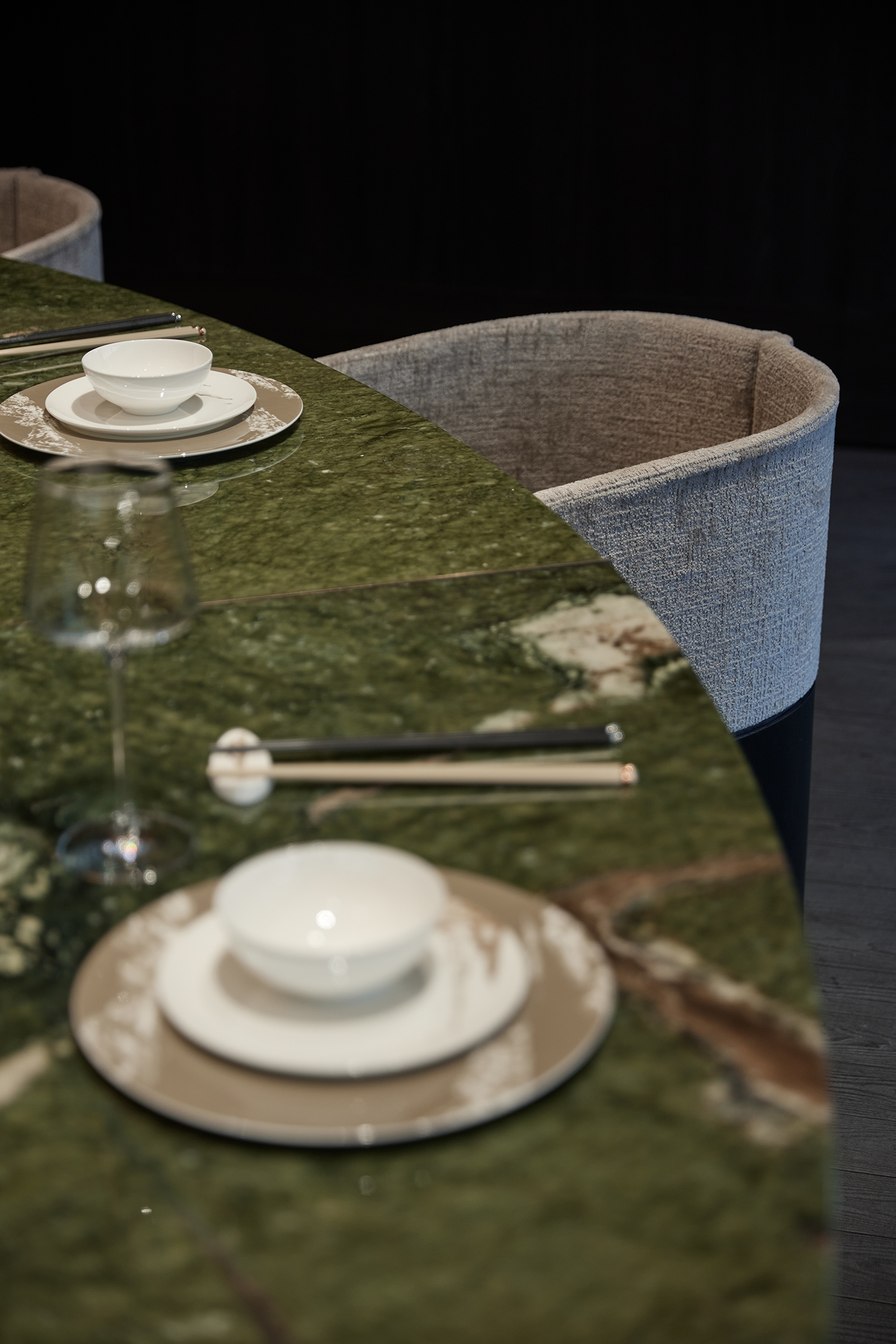 東胤建筑 胡荣新作｜隐于幽玄-32