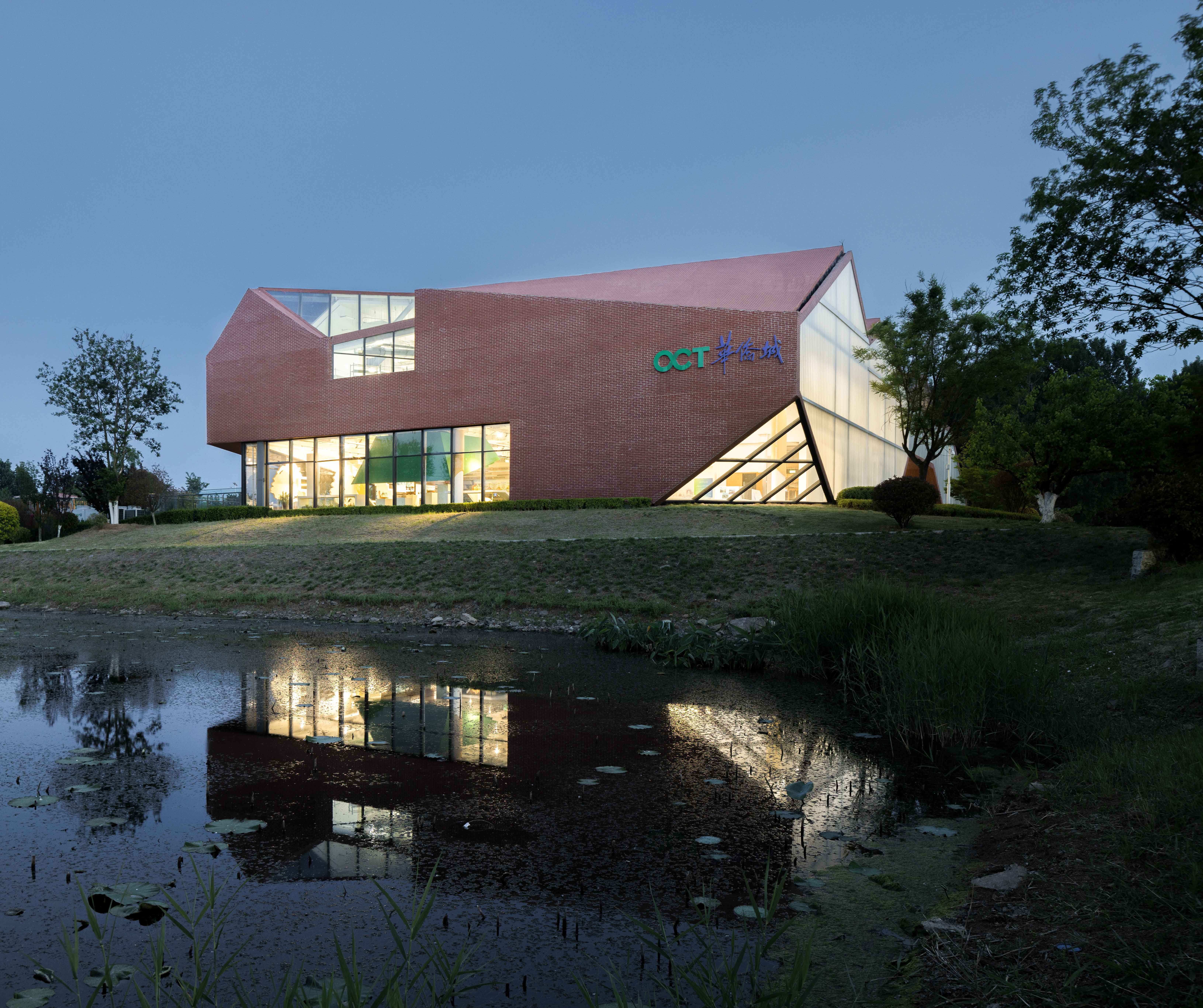 华侨城青岛即墨莲花山乡村振兴示范区项目展示中心丨中国青岛丨袈蓝建筑-75