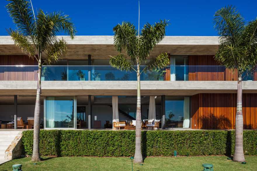 砖石与玻璃的交响乐——EL Residence 度假屋设计-5