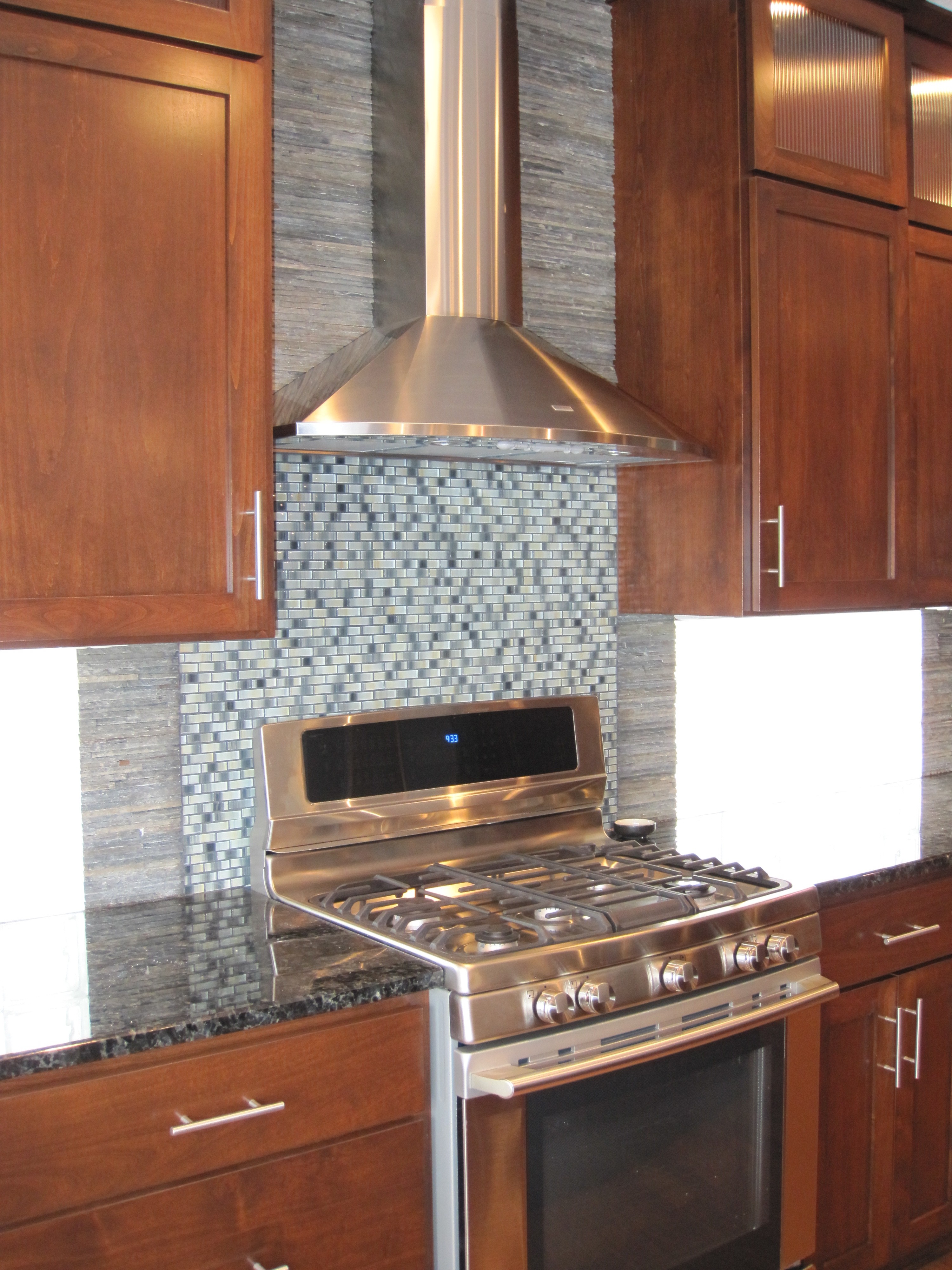 Lakeville大型定制厨房改造项目丨Evan Marie Interiors-18