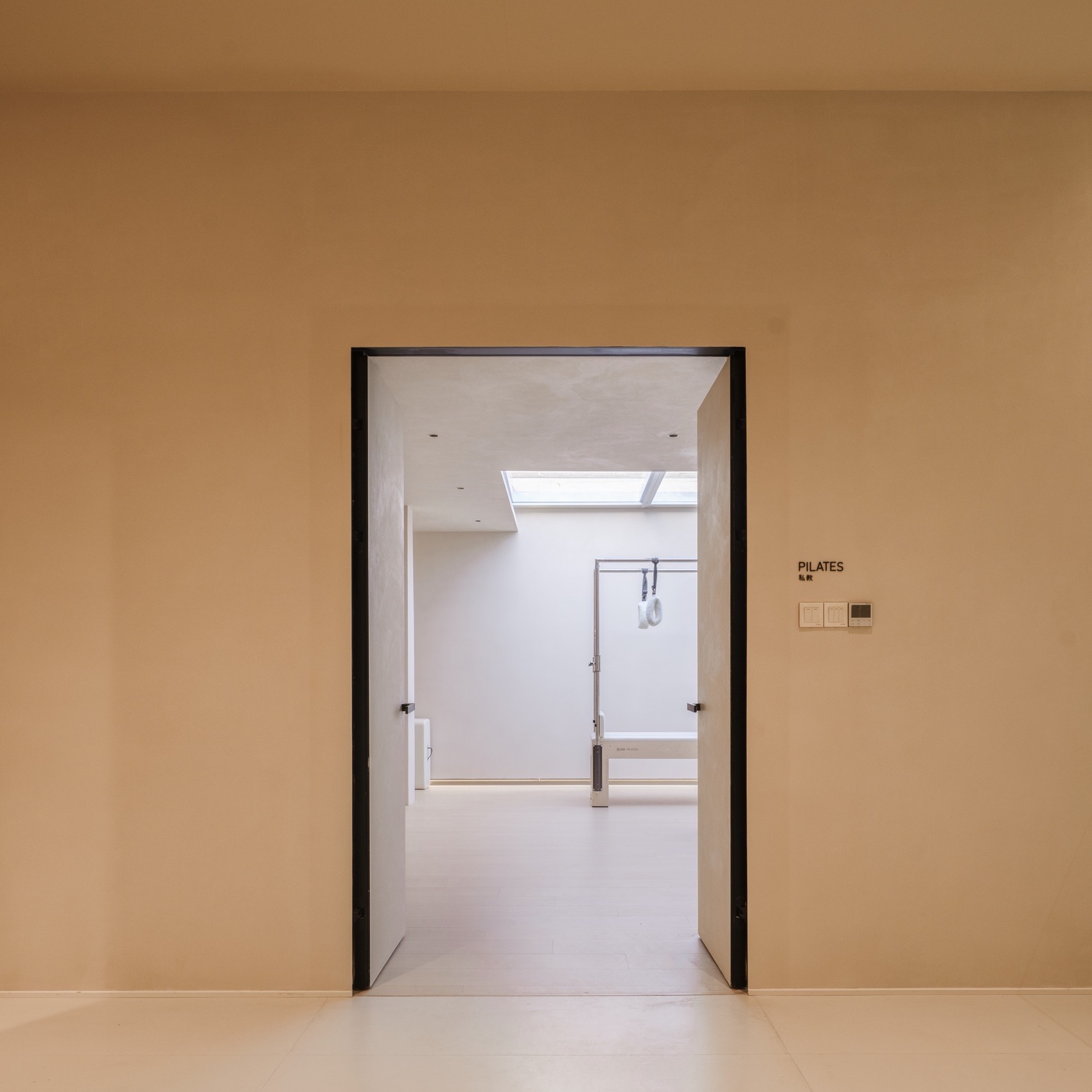 上海克里亚瑜伽和普拉提丨中国上海丨UNGROUP 未集建筑-32