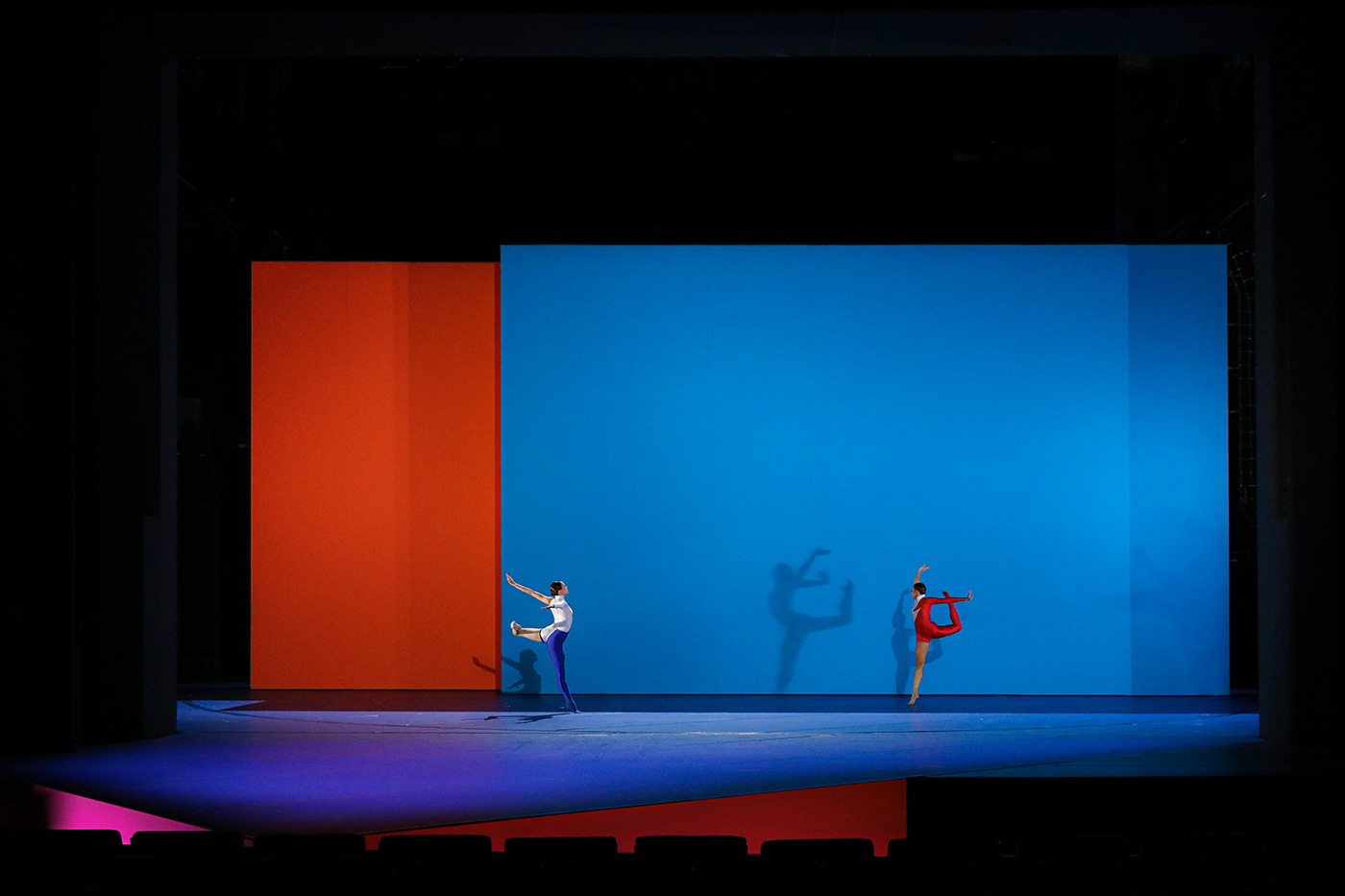 SOUND AND VISION 芭蕾舞剧设计-11