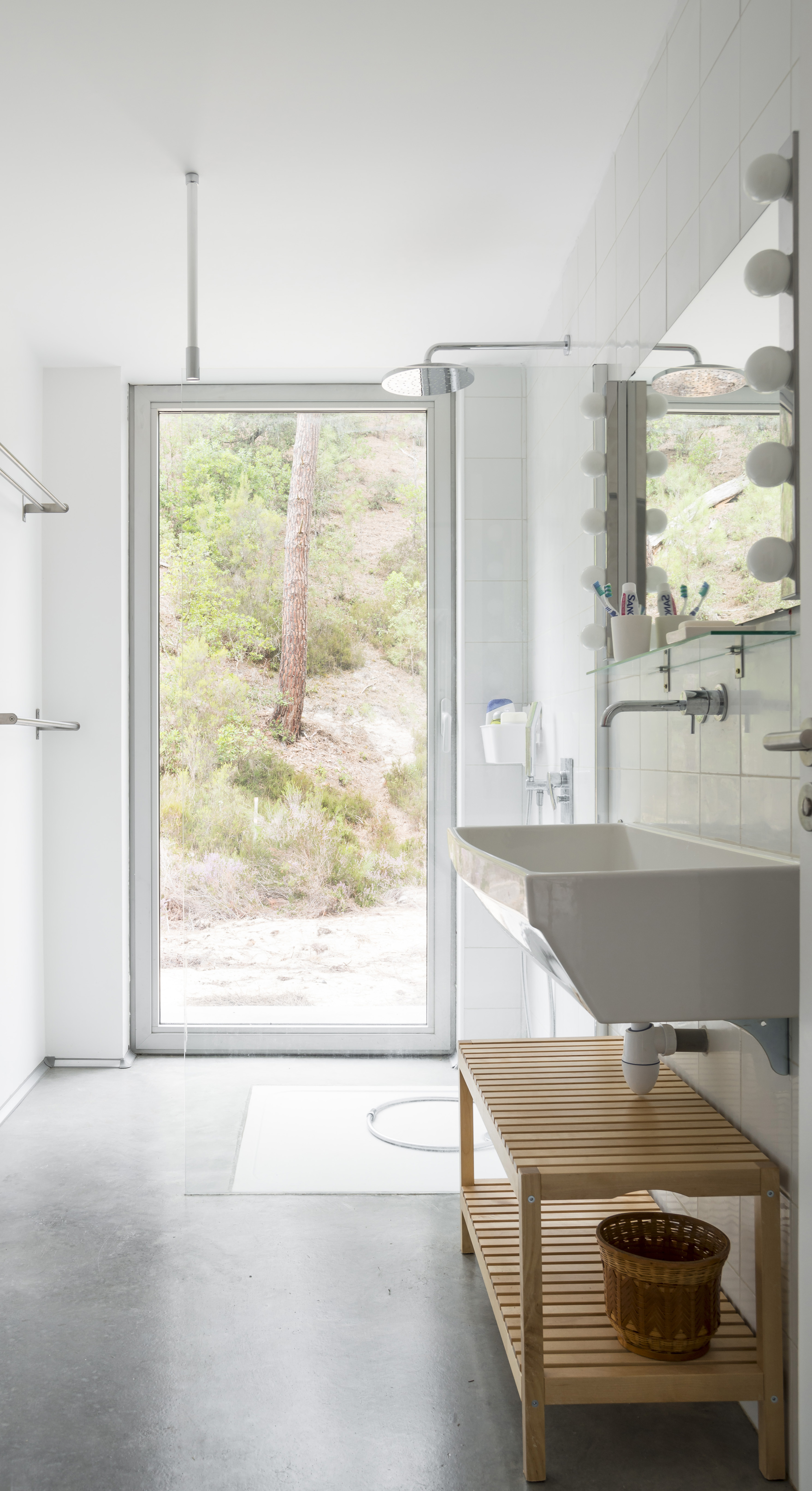 漂浮森林中的度假屋-26