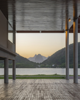Niterói生态博物馆及Piratininga湖公园丨巴西里约热内卢丨KAAN Architecten,Phyorestore SAS等