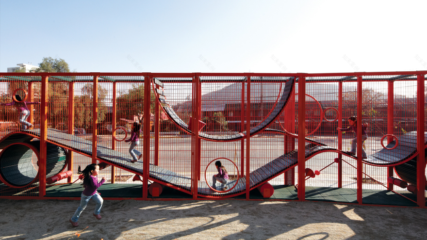 山坡上的童年乐园——智利圣地亚哥儿童百年公园-0