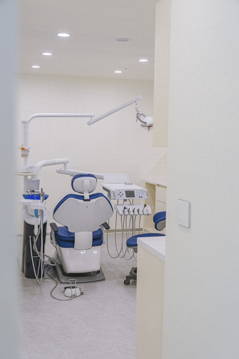 明亮简约的 55 平米牙科诊所设计-15