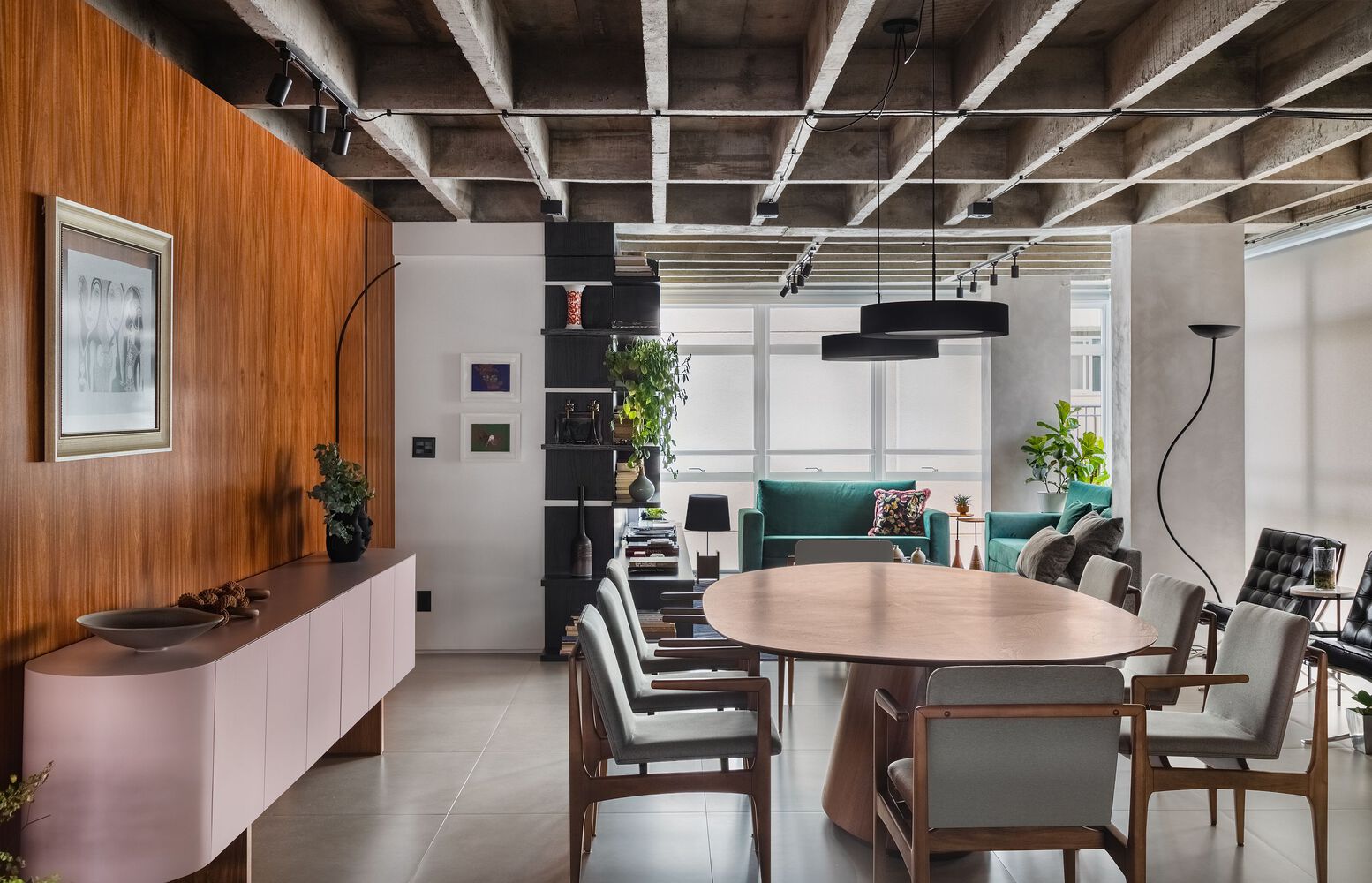 明亮现代大平层设计-1