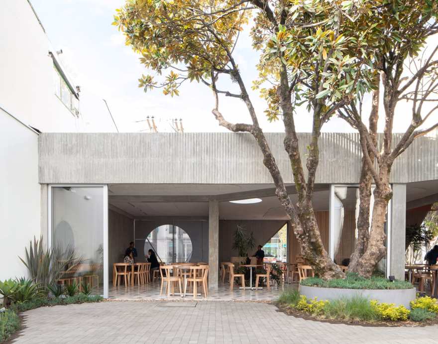 五光十色,诱人的现代烘焙店设计-37