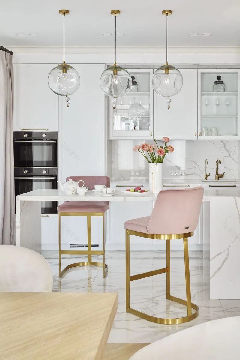 现代 195㎡粉色系法式的居住空间-12