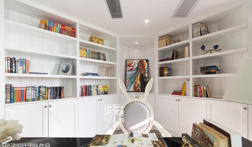 情迷贝加尔湖畔的现代居家设计-11