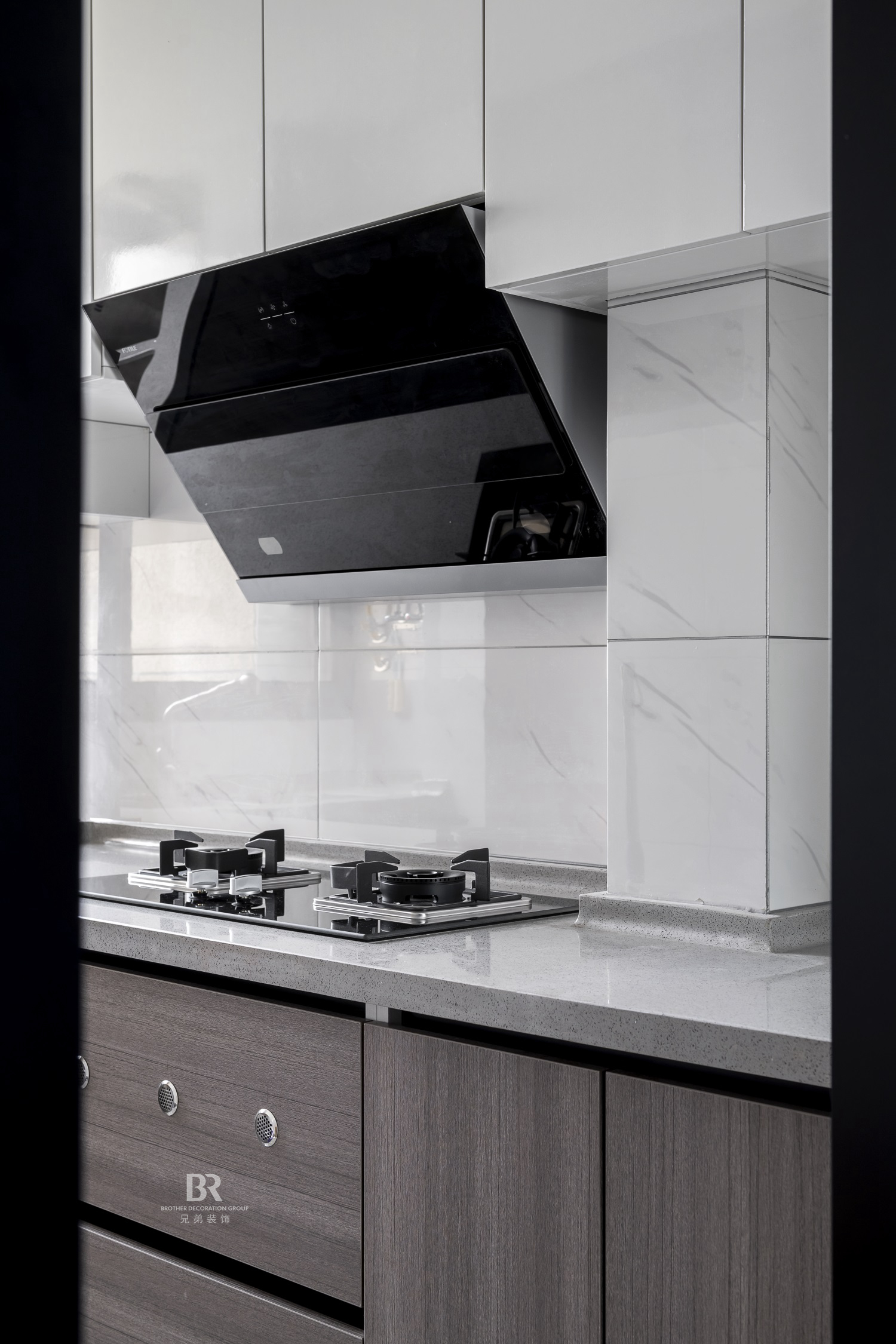 鲁能星城外滩现代意式轻奢跃层设计丨中国重庆丨兄弟装饰-18