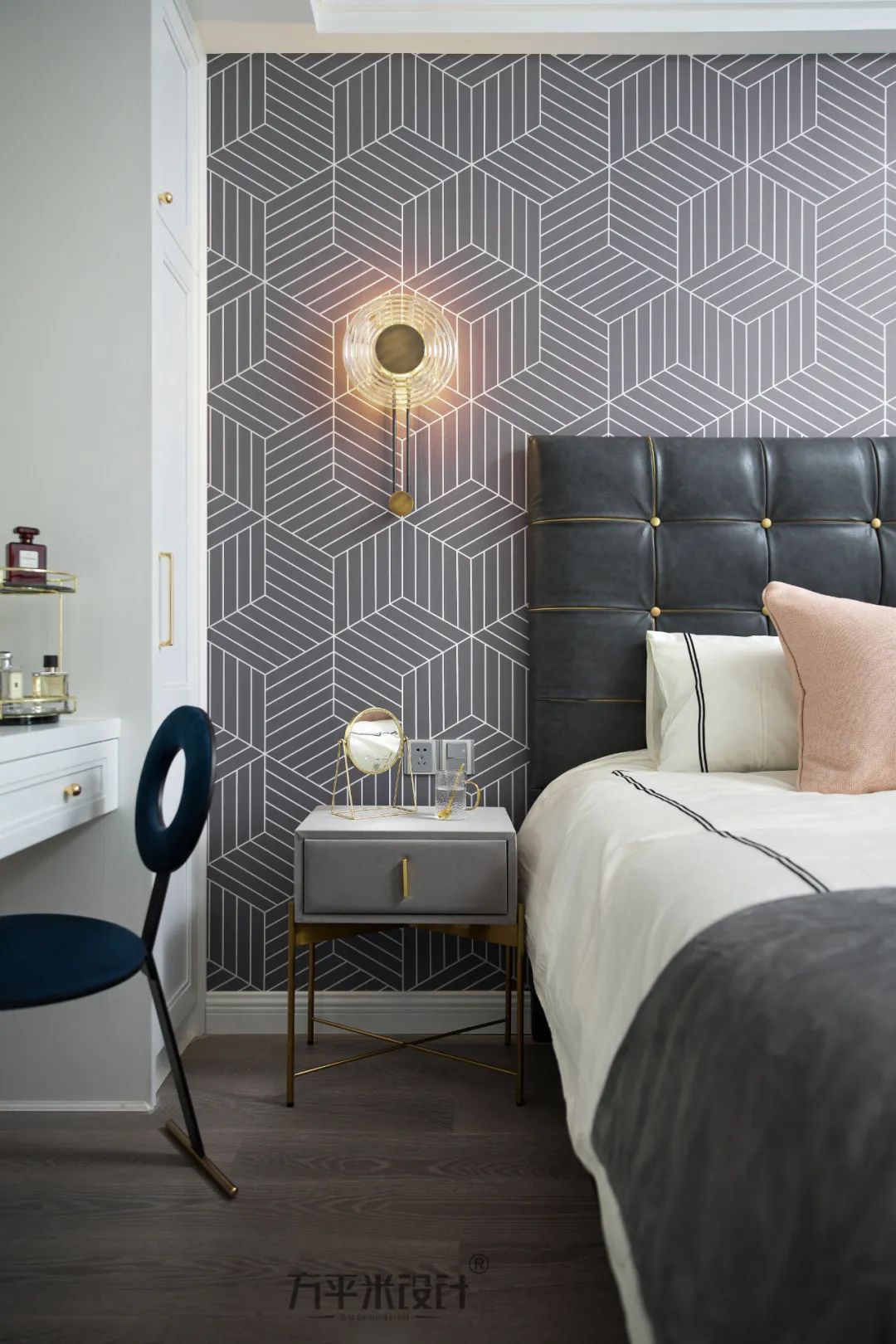 轻美式混搭,粉色温馨的新家设计-71