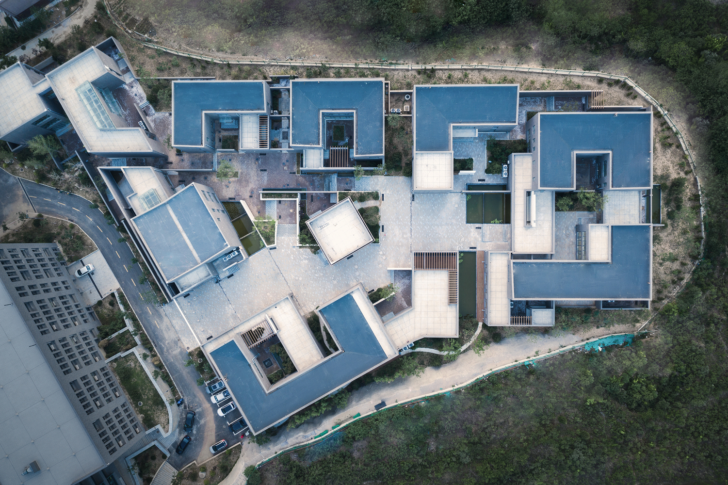 山东青年政治学院科研创新区-11