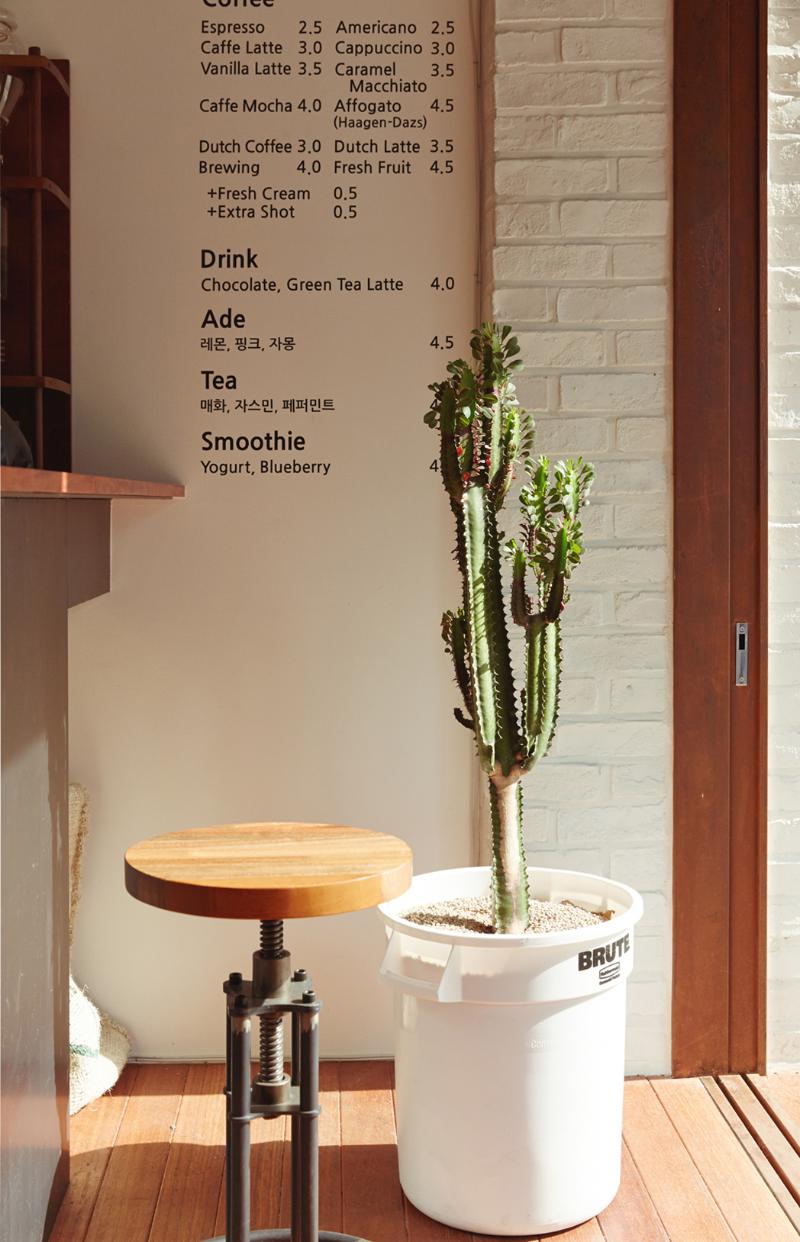 现代首尔四坪咖啡厅，小巧精致的设计美学-6