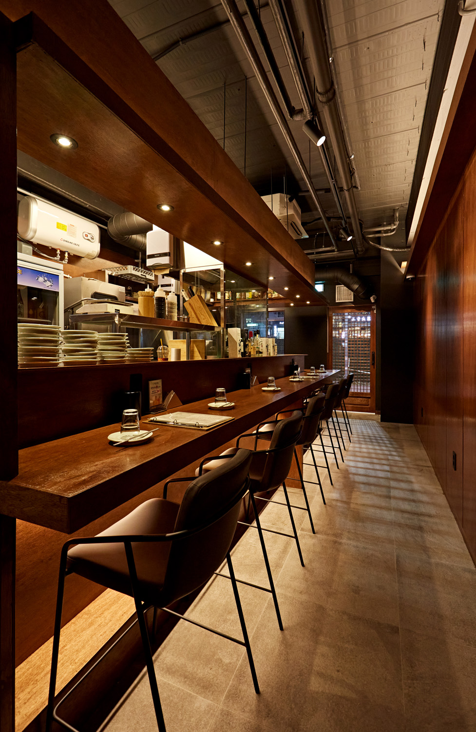 木材艺术 | 17 平米极简雅居的惊艳设计-11