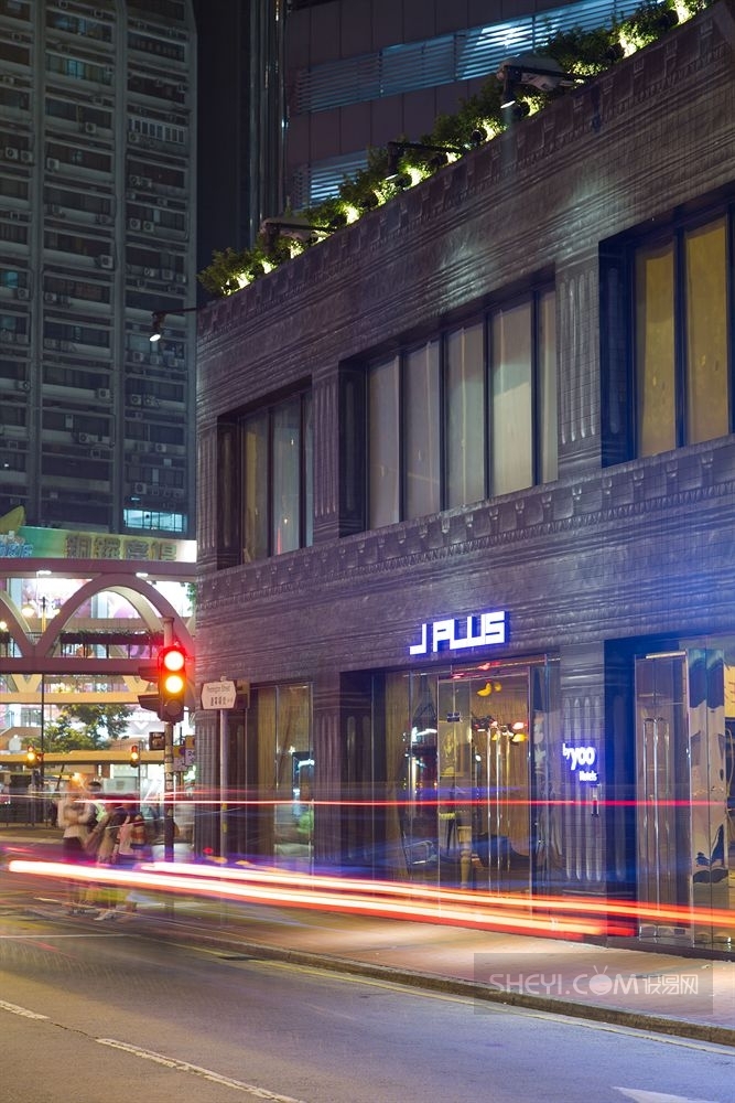 菲利浦·斯塔克的时尚艺术-1