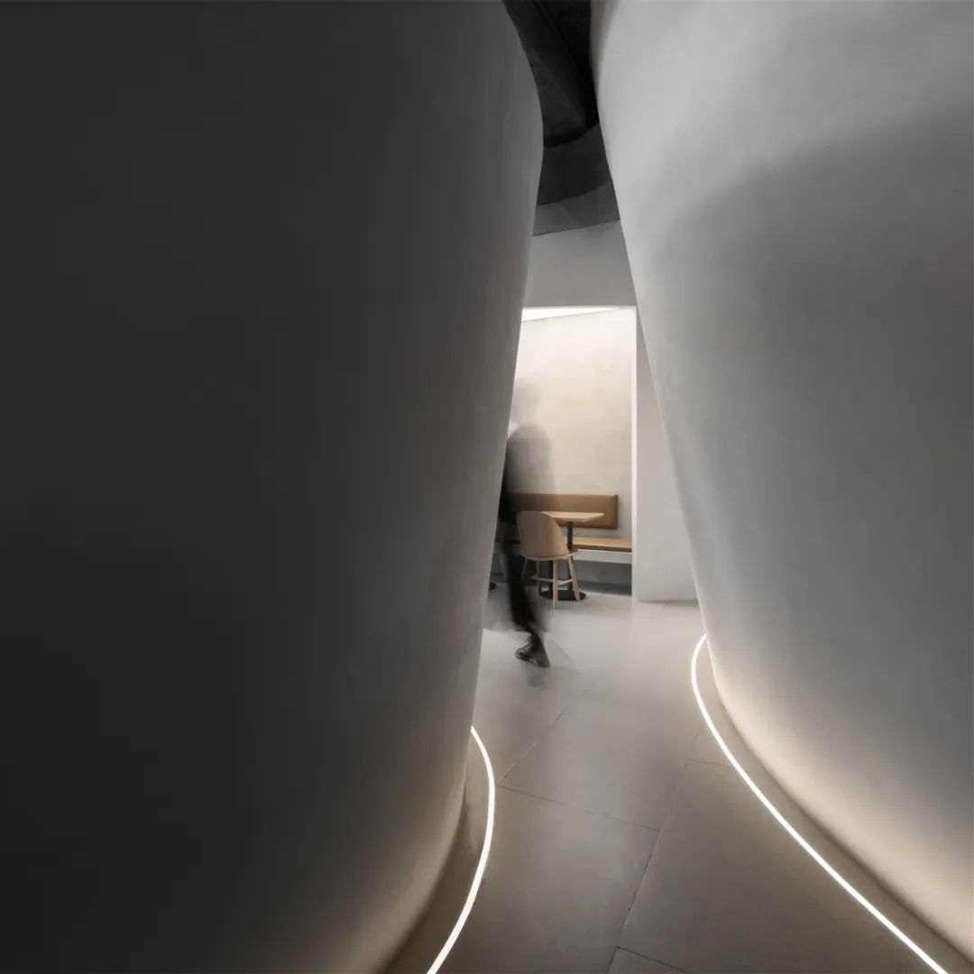 广州 LIVSO 咖啡店设计丨中国广州丨Ruhaus Studio-2