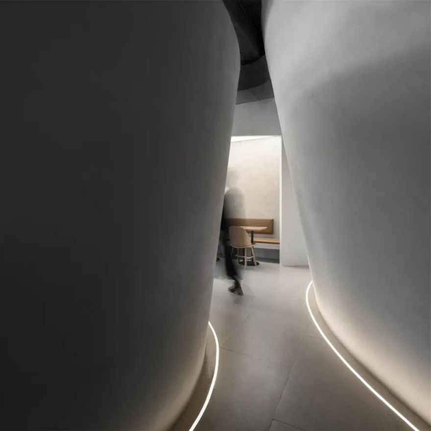 广州 LIVSO 咖啡店设计丨中国广州丨Ruhaus Studio-2