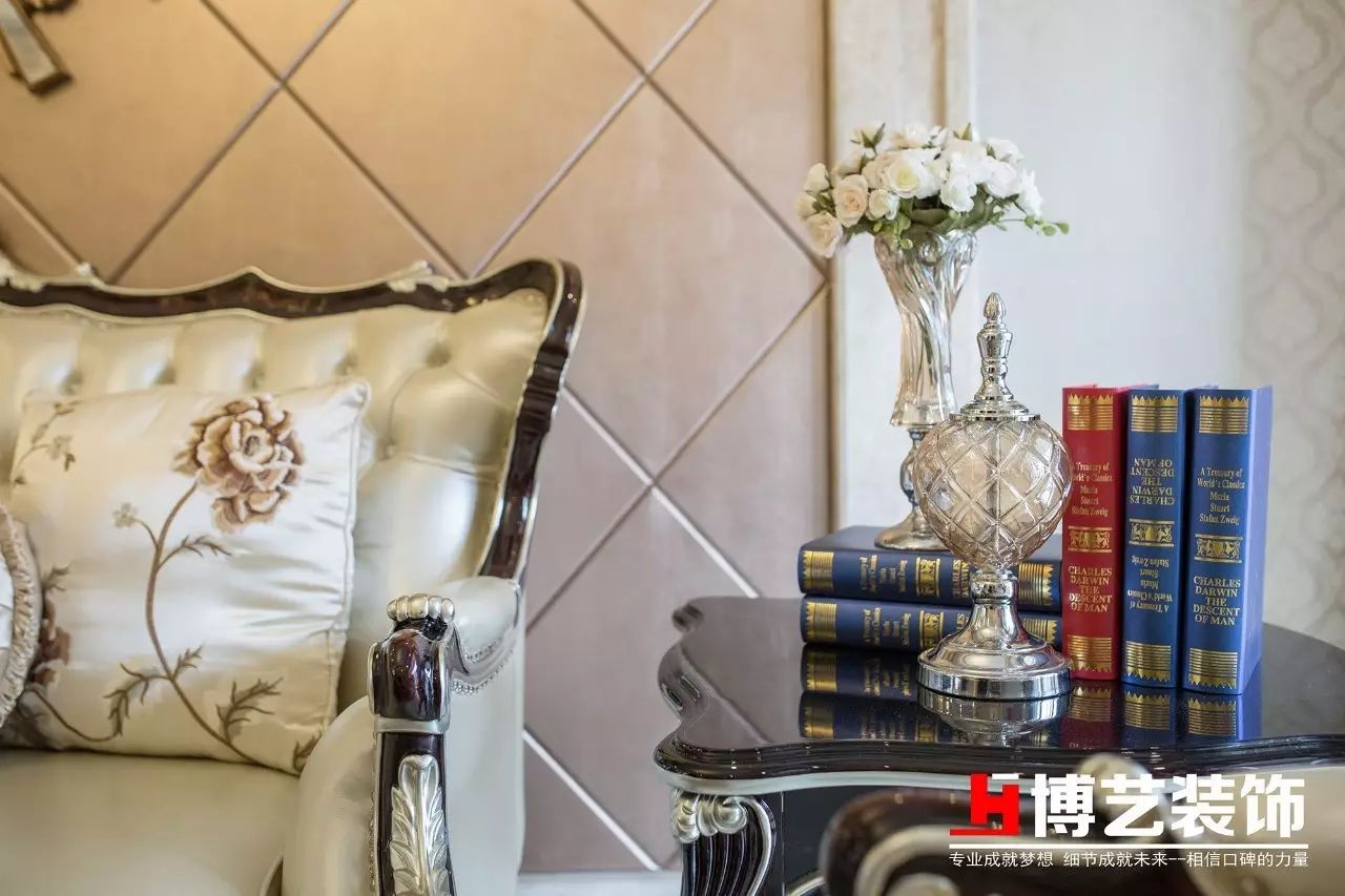 《镜中花》欧式新古典浪漫空间设计-14