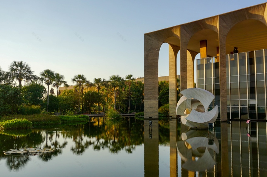 巴西利亚城市建设及相关建筑项目丨巴西巴西利亚丨Lucio Costa,Oscar Niemeyer等-39