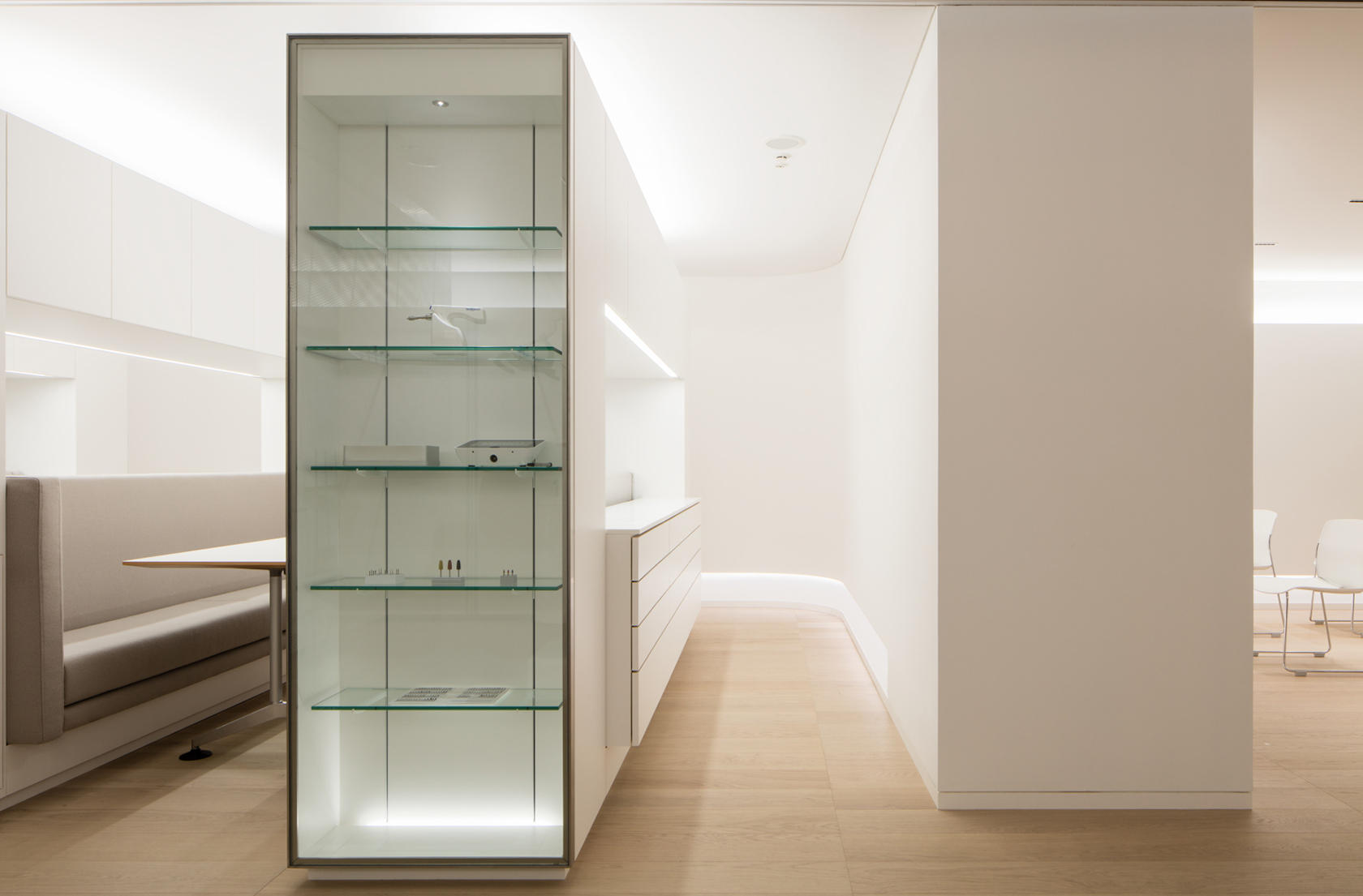 デンタルプラザ大阪（Dental Plaza Osaka）丨日本大阪丨FIELD FOUR DESIGN OFFICE-5