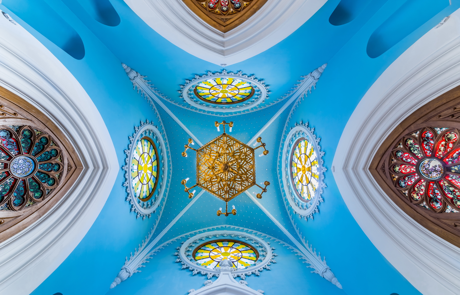 Готическая капелла-0