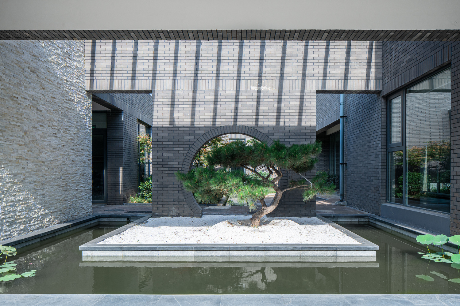 山东青年政治学院科研创新区-13