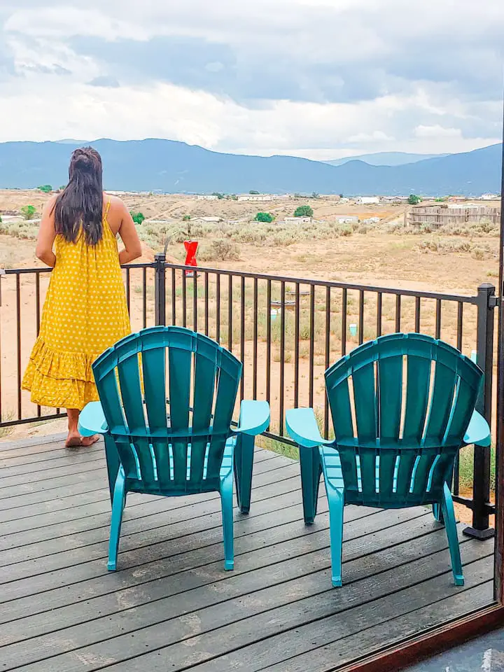 新墨西哥沙漠集装箱住宅 | 钢制外表与精致内饰的完美结合-17