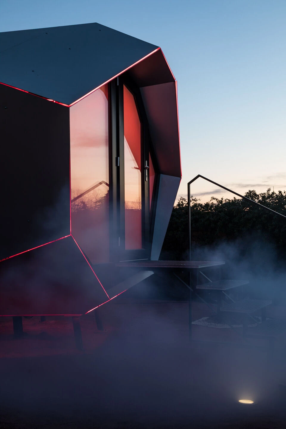 赛博卵石舱丨匈牙利丨Hello Wood-17