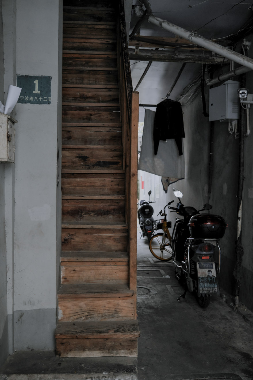 在被框选的画面之外 · 不如回到街头丨中国上海丨whyseeimage-48