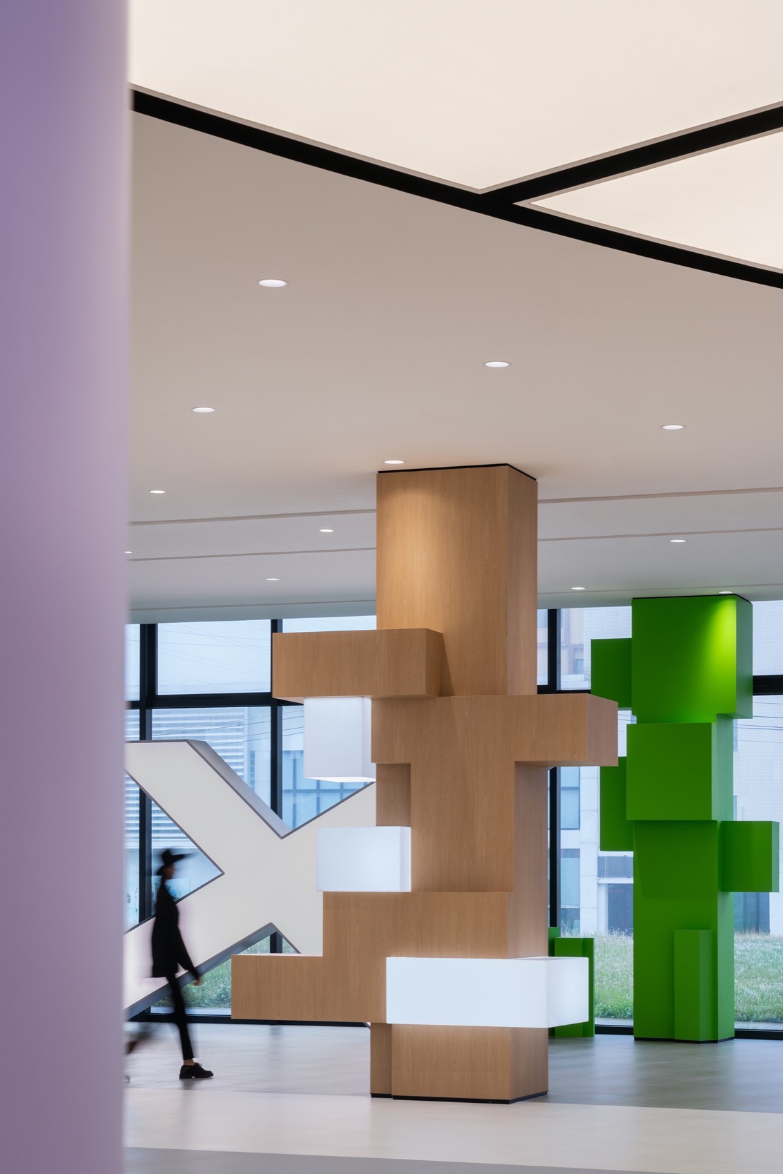 BMW佛山宝马宝创绿星灯塔项目 / 朱海博建筑设计事务所-125