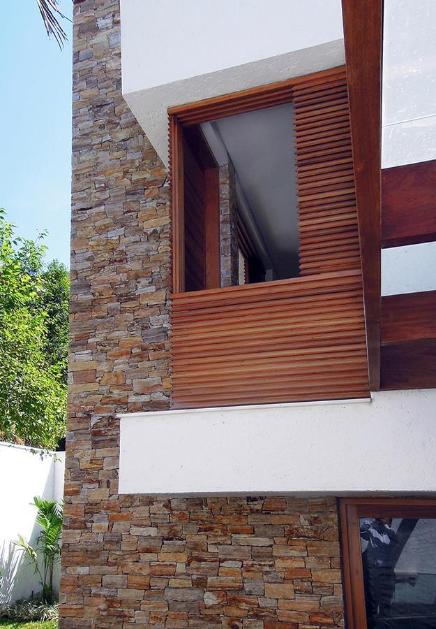 巴西圣保罗市的天然材料住宅设计-5