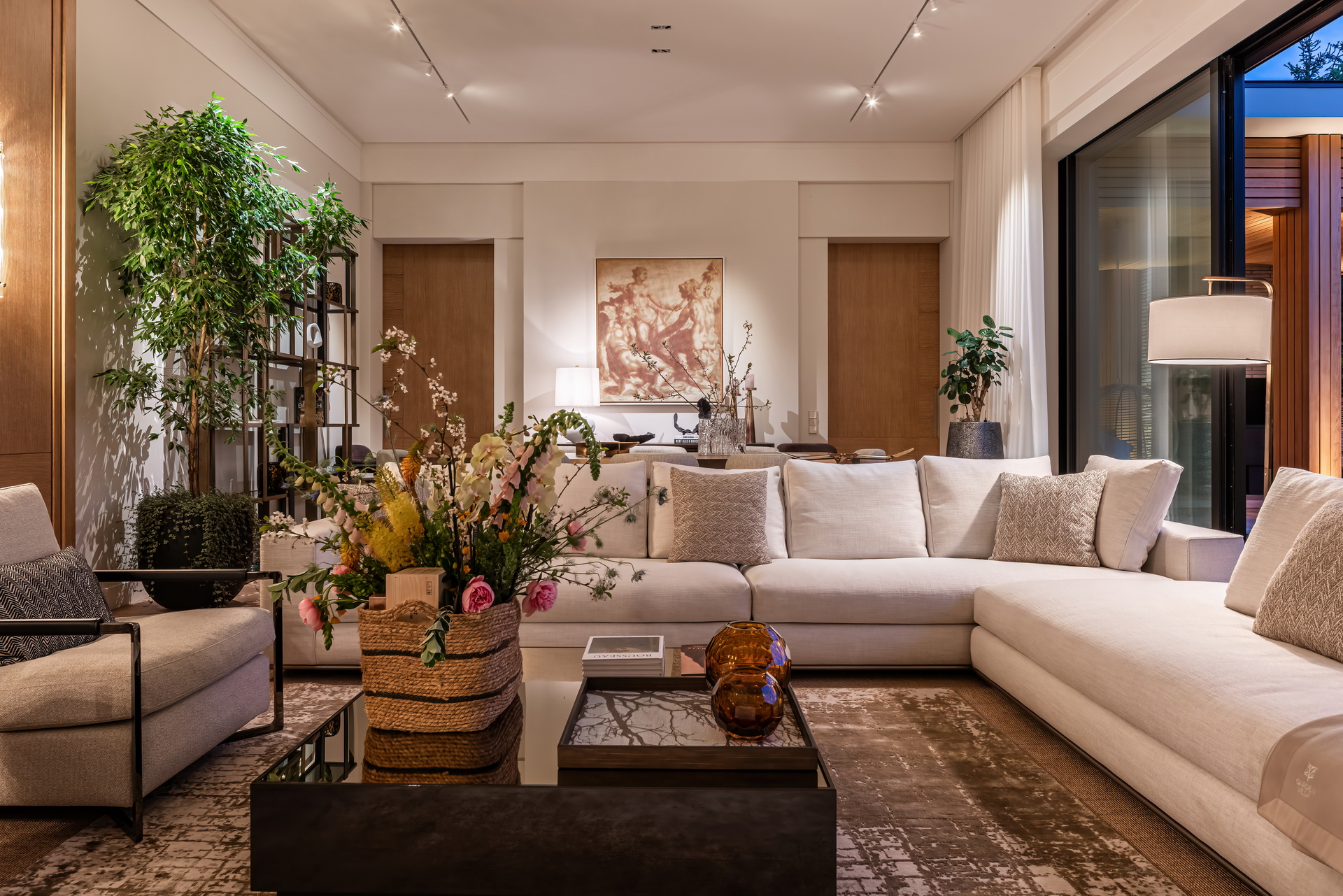 Villa Garden (interior)-0