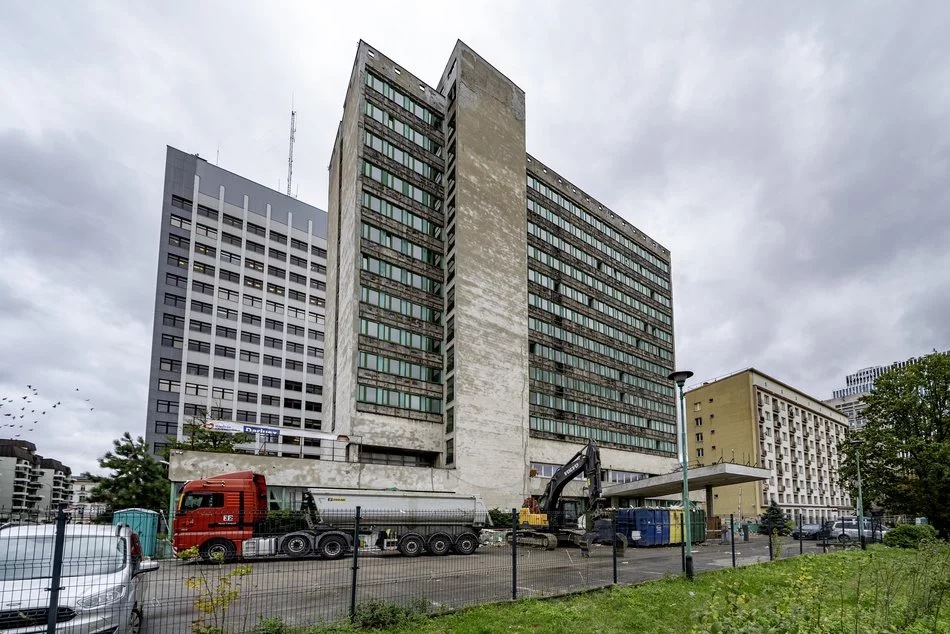 Hotel Światowit w Łodzi（罗兹世界之光酒店）丨Zbigniew Rozner,Maciej Szawernowski-10