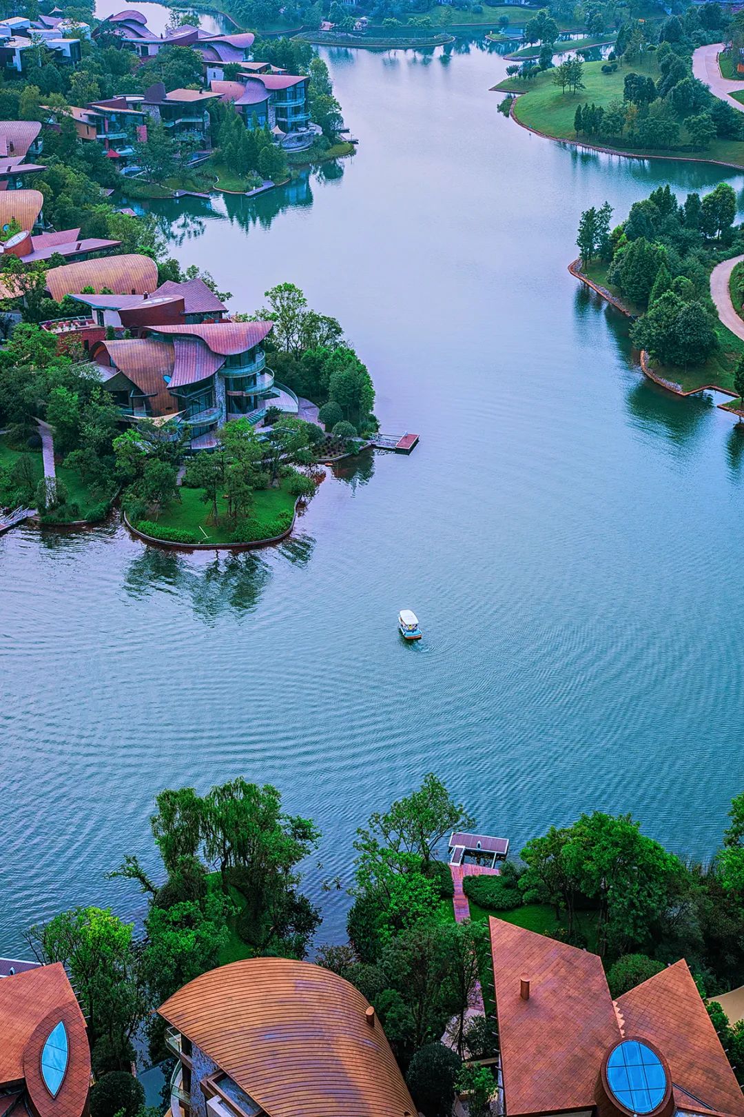 麓悦江城公园会客厅丨中国重庆丨万华装饰中心设计团队,MOD墨设设计-7