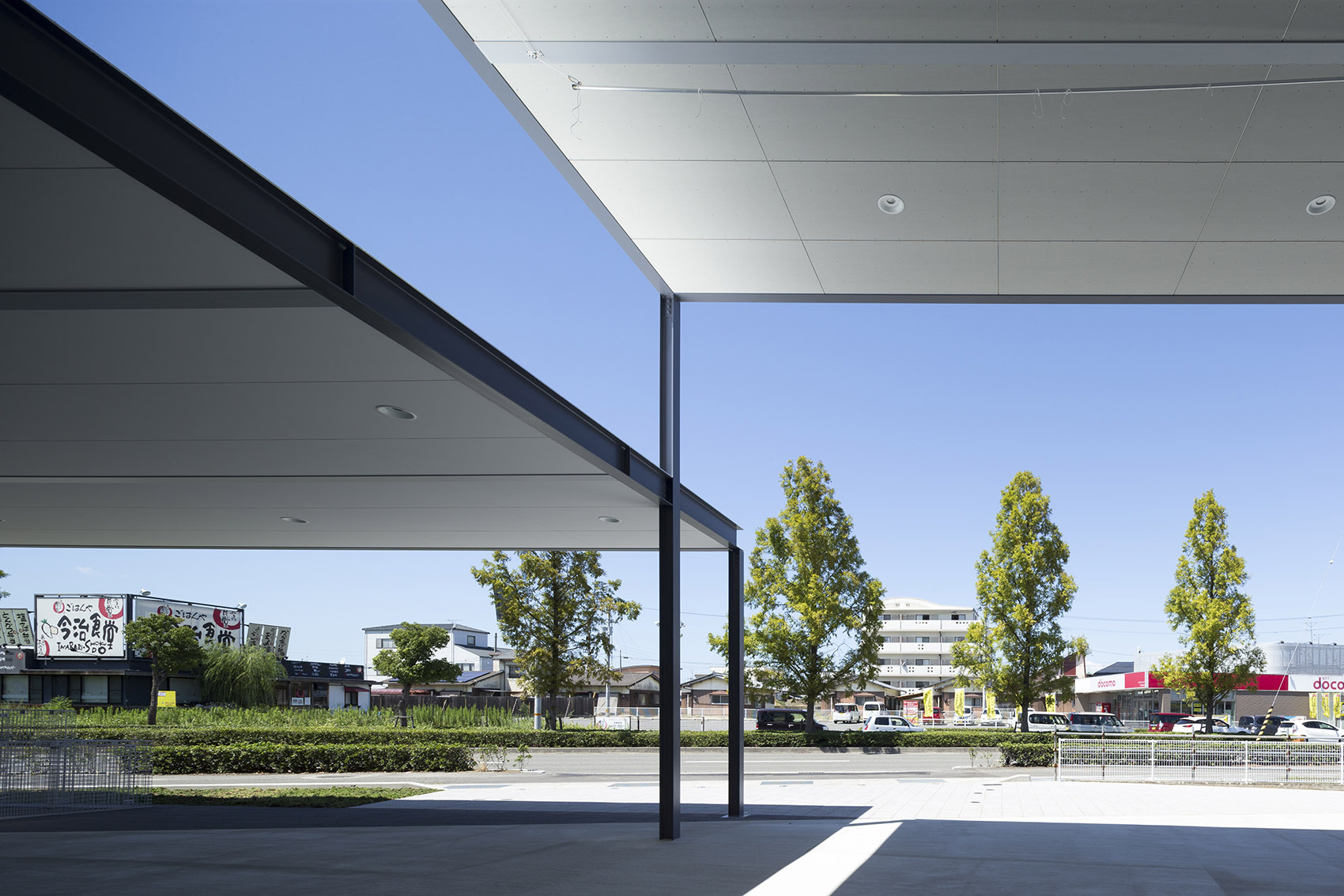 J. Spot Imabari汽车展室及服务商店,日本 / YANOAOYAMA Architecture Design-12