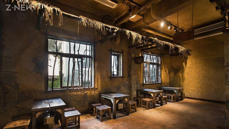 《传奇》游戏特色融入长沙盟重烧烤店设计，展现独特室内空间-4