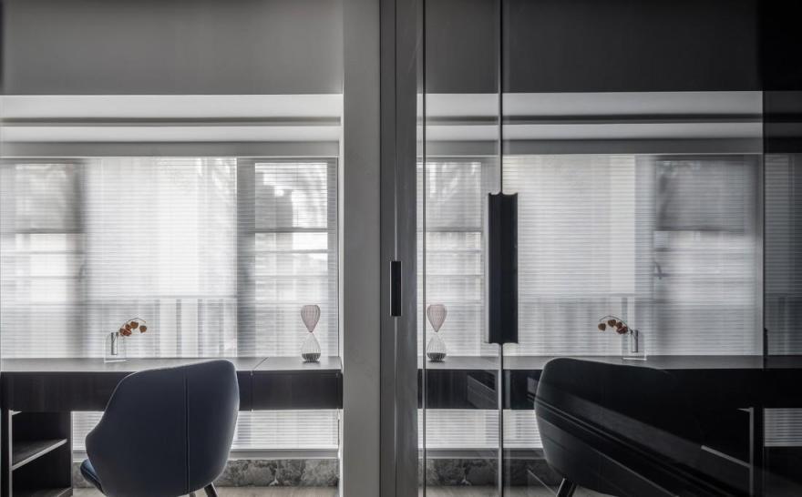 木子仁室内设计 · 简约至美,主卧衣帽间设计-5