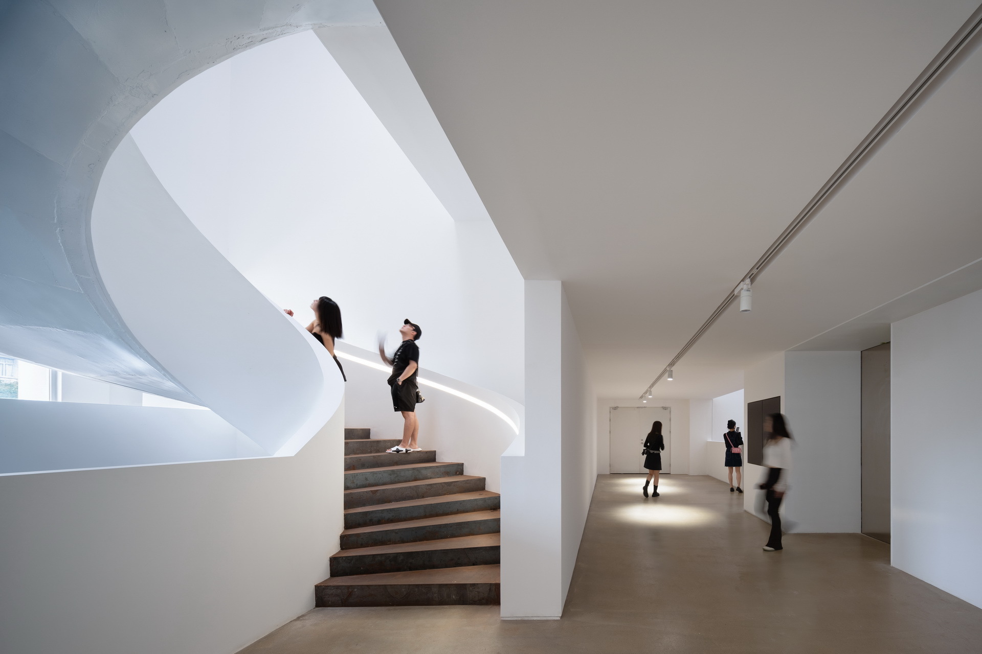 The Opened “White Box” Art Museum, OCAT-B10丨中国深圳丨MENG YAN | URBANUS-25