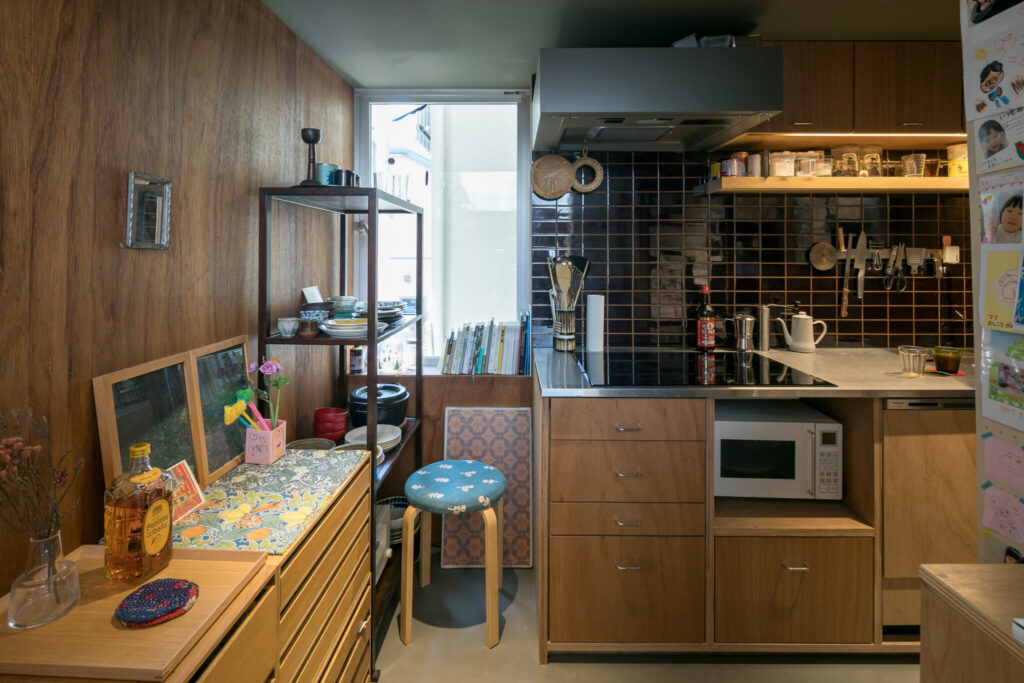 都市に住まう建築家の選択　家の中と外に、たくさんの居場所を作る | Architecture | 100%LiFE-11