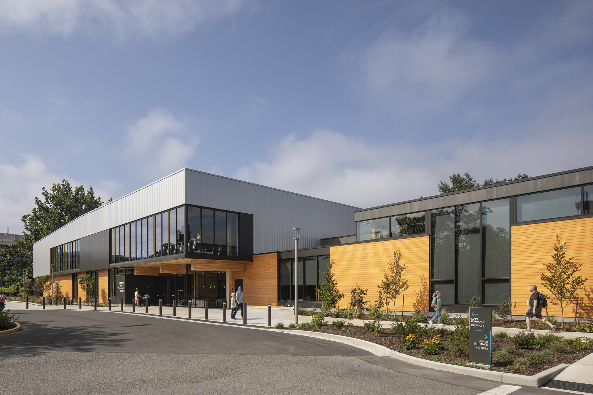 Redmond Senior and Community Center / Johnston Architects-19