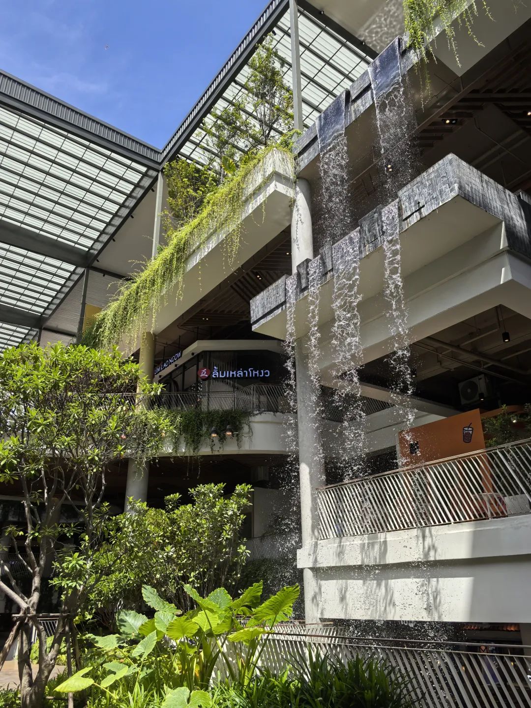 消费降级下，“有料、有趣、有温度”的公园式商业正在占据非标商业的“c位”！|和桥-19