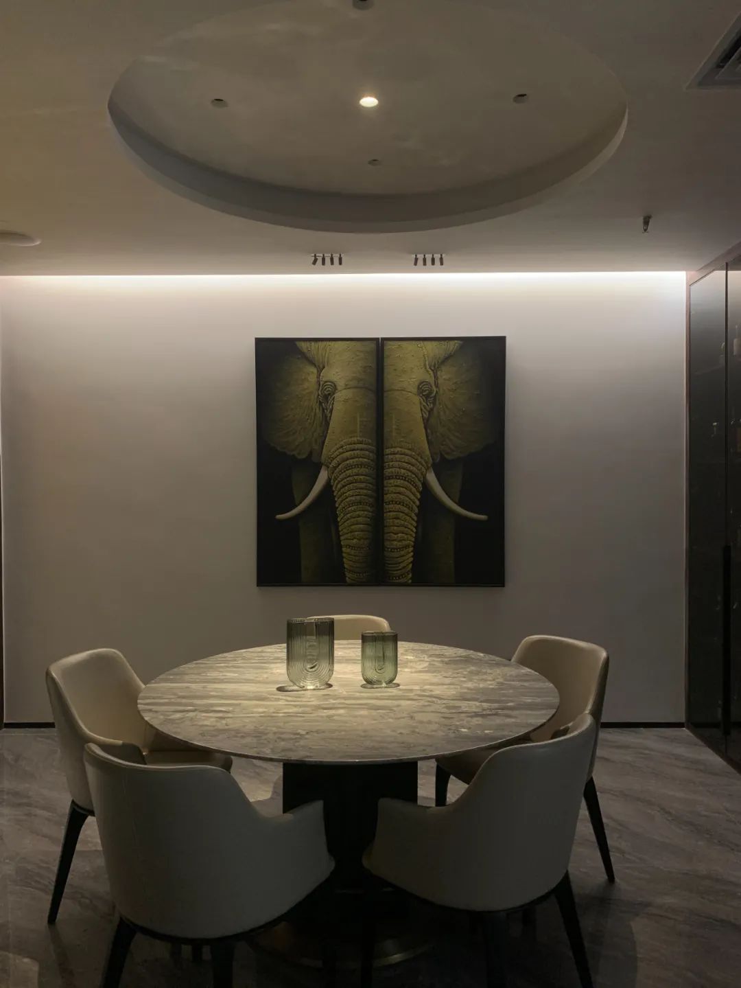 《龙庭设计》无主灯照明打造高级感家居空间丨中国湖州-42