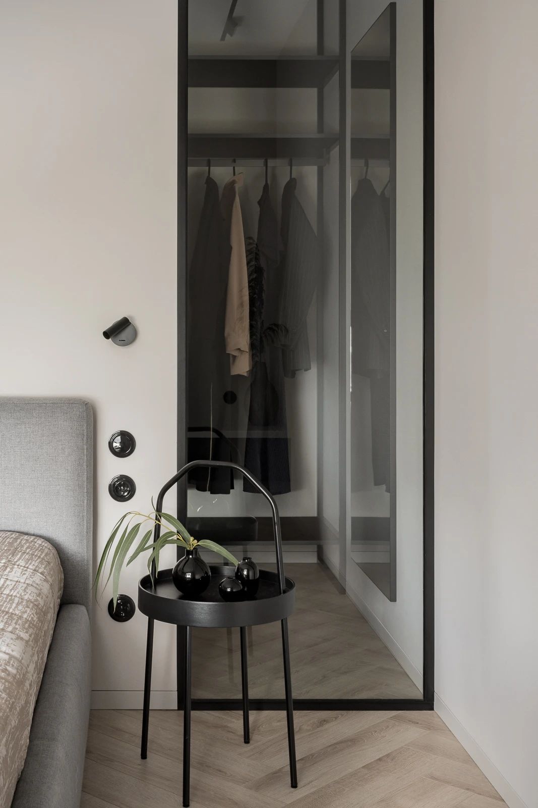 四口之家的现代室内设计-31