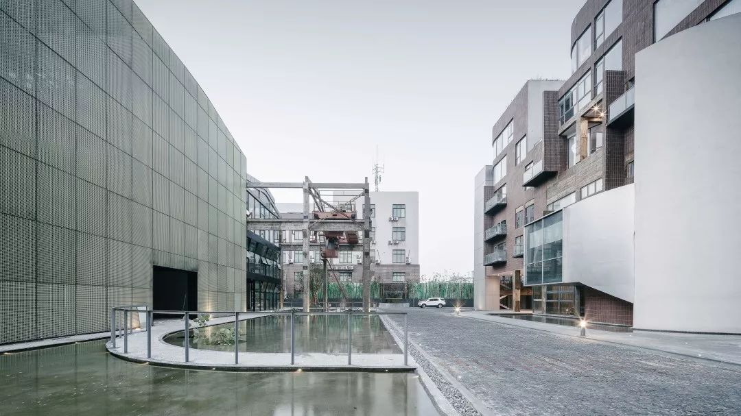 申窑艺术中心二期 | 弧线重构空间,陶瓷碎片般的建筑美学-156