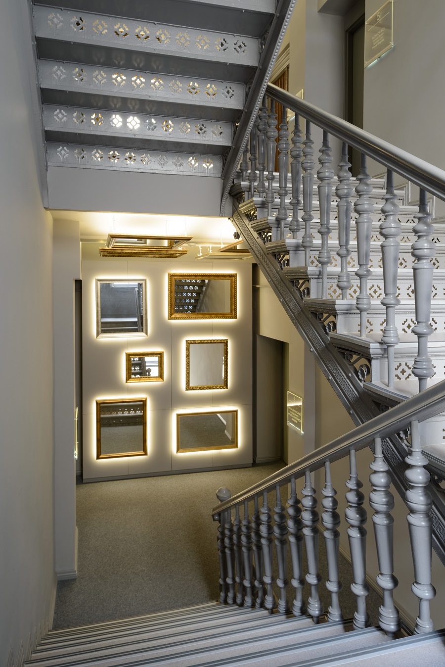 wondercase modernization of a staircase in the 19th century building in gliwice-4