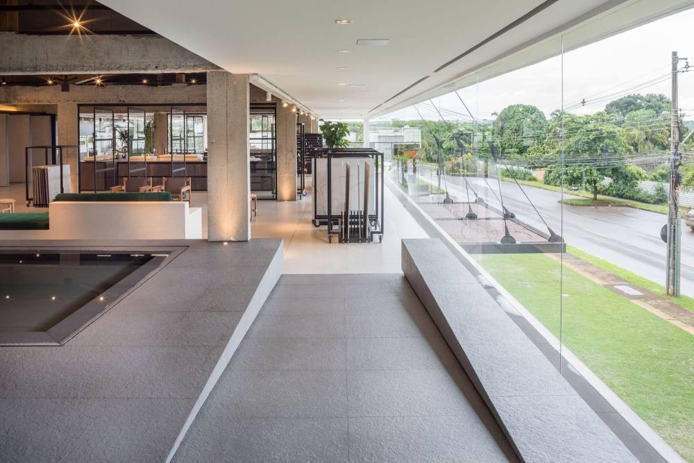 巴西圣保罗杰拉尔湖建材展厅设计-20