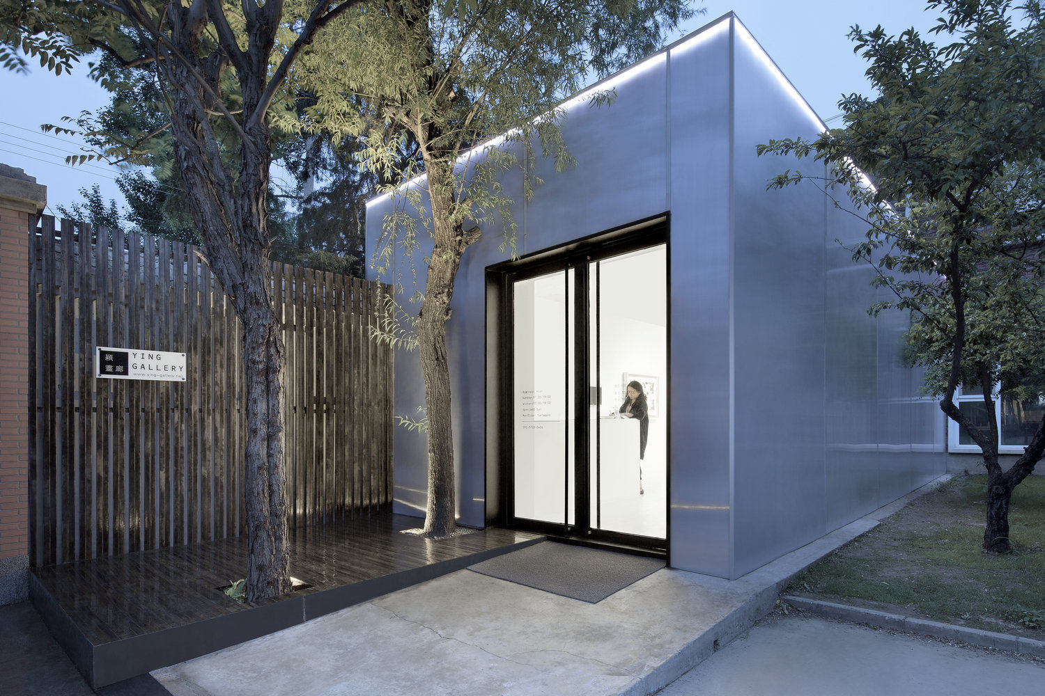 融合与互动的艺术空间——北京 Cao Chang Di 艺术区 Ying 画廊设计-17